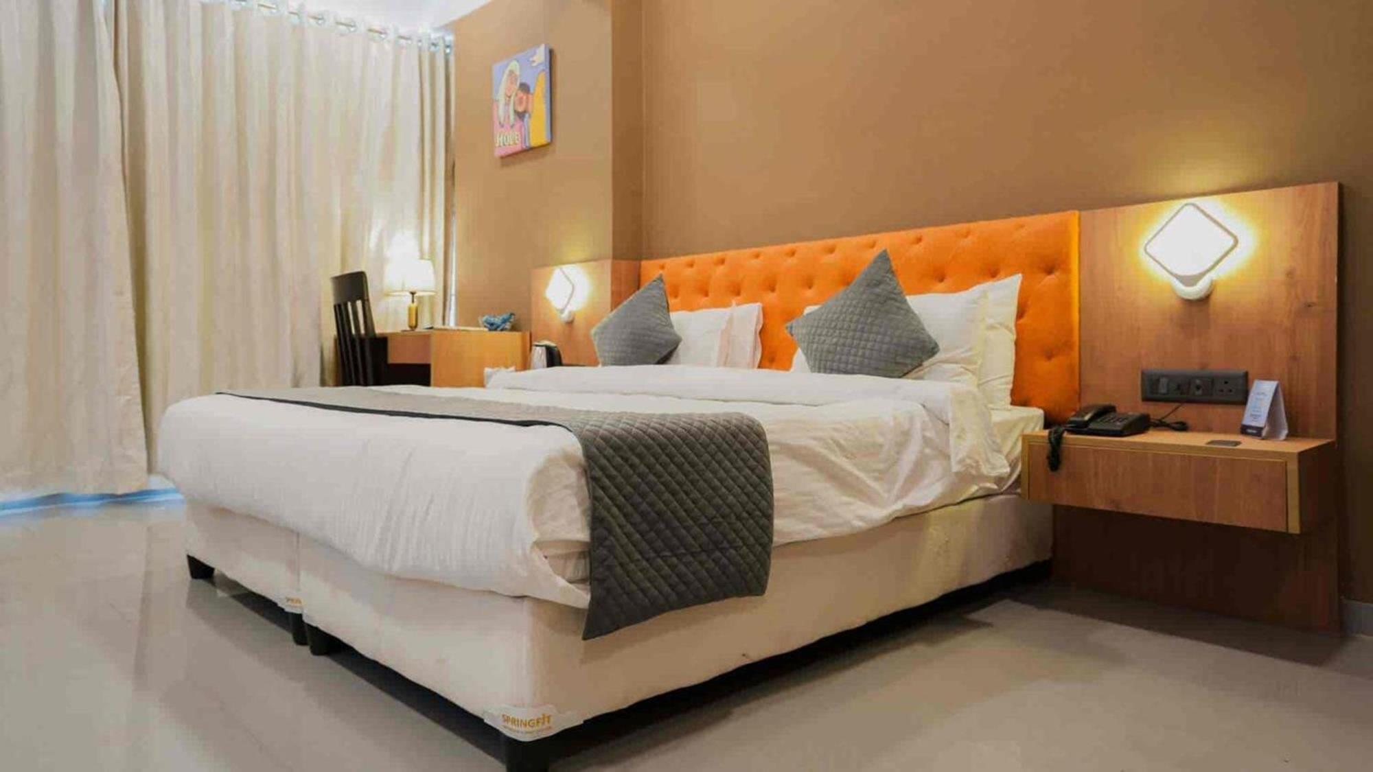 Hotel Aerocity Golden Close To New Delhi Airport Eksteriør bilde