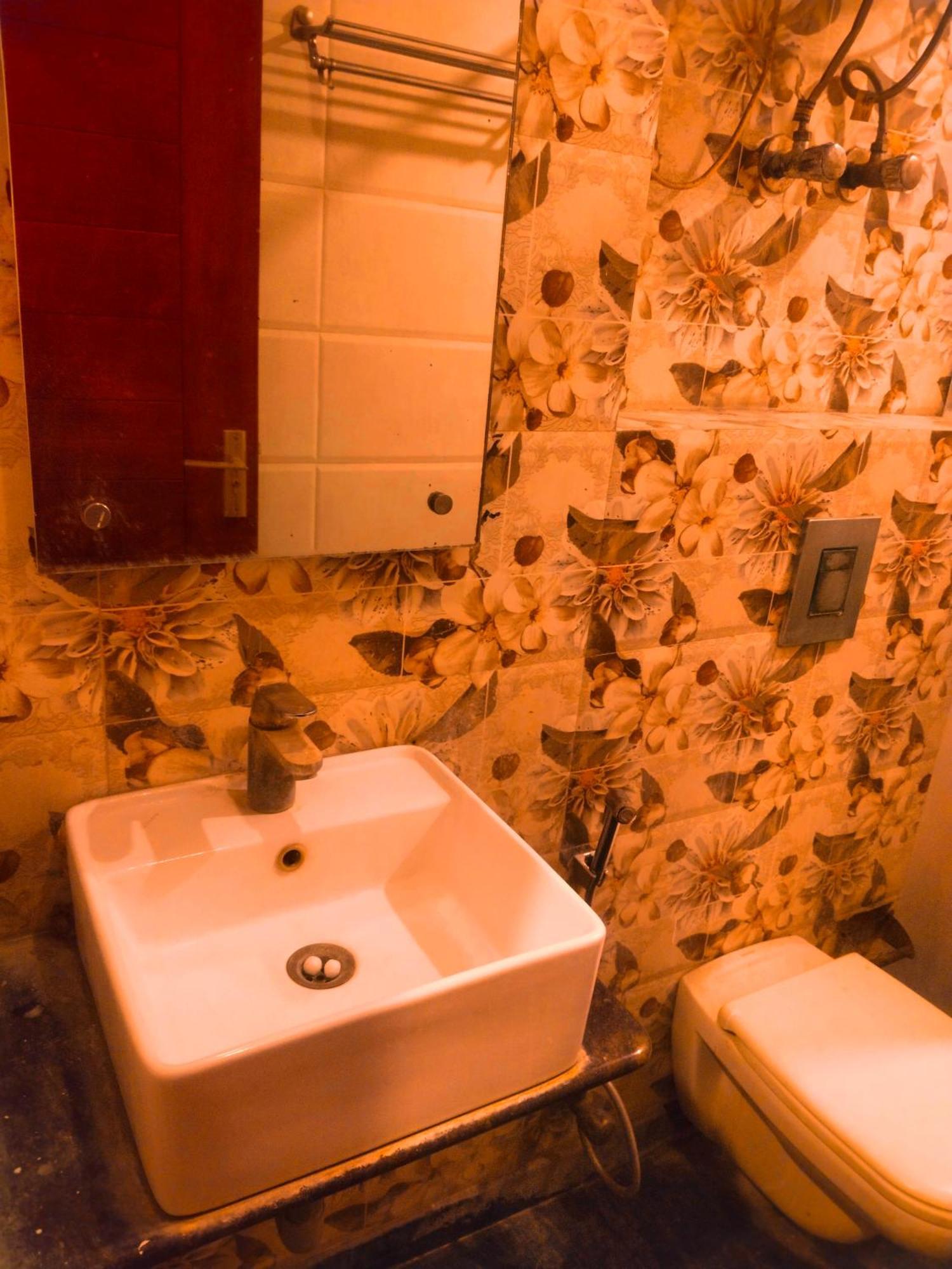 Hotel Aerocity Golden Close To New Delhi Airport Eksteriør bilde